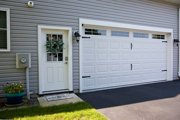 24/7 Emergency Garage Door Panel Replacement experts in McAllen, TX